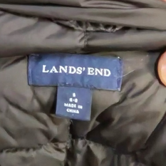 Lands' End Women's Black Quilted Vest - Picture 7 of 7